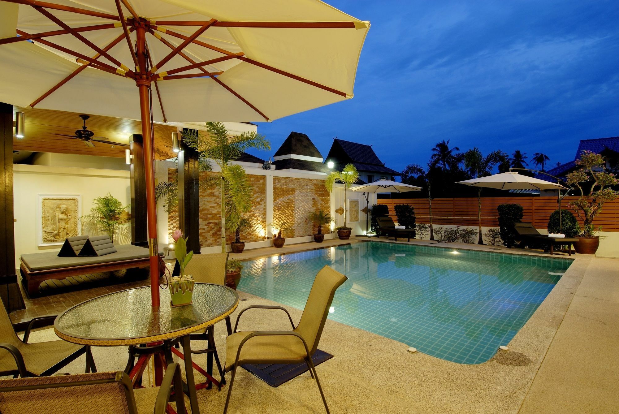 The Iris Pool Villa Rawai Exterior foto